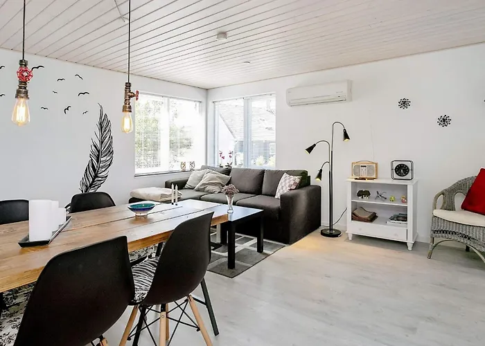 Holiday home Cozy Island Retreat At Vestero-by Traum *